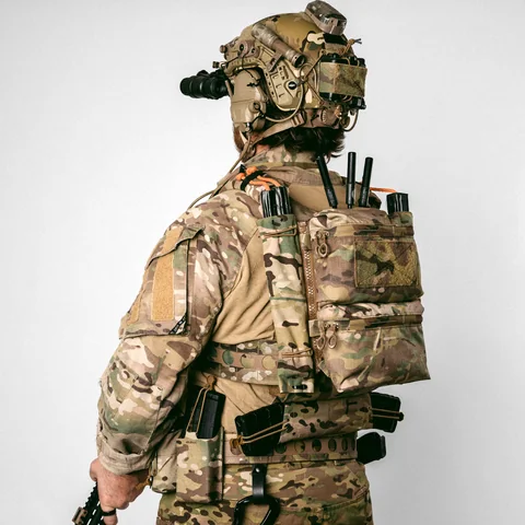 Back Panel Charge Quivers image 4